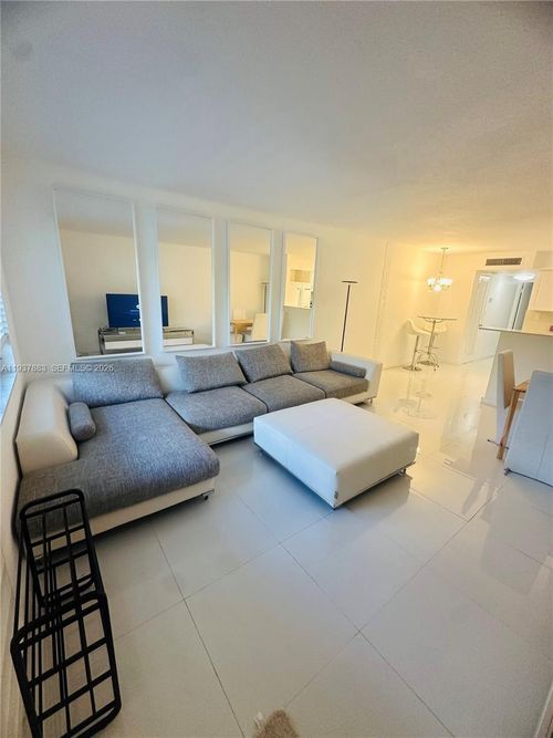 apt-4-1120 102nd St, Bay Harbor Islands, FL, 33154-1245 | Card Image