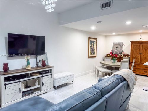 apt-2-10505 Sw 153rd Ct, Miami, FL, 33196-2724 | Card Image