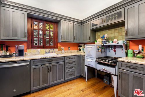 6610 Padre Ter, LOS ANGELES, CA, 90068-3231 | Card Image