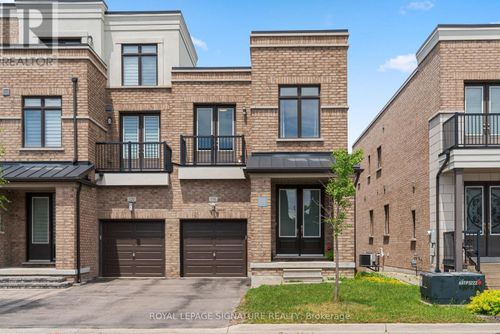 116 Elyse Crt, Aurora, ON, L4G2C9 | Card Image