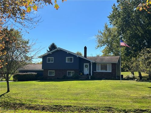 11611 Hosford Rd, Chardon, OH, 44024-9650 | Card Image