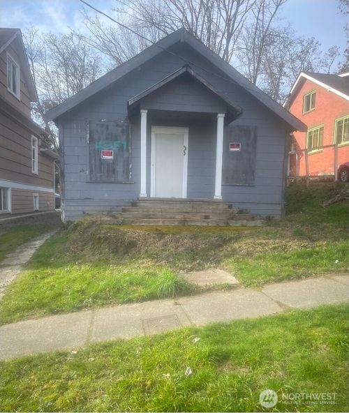 4557 33rd Avenue S, Seattle, WA, 98118 | Card Image