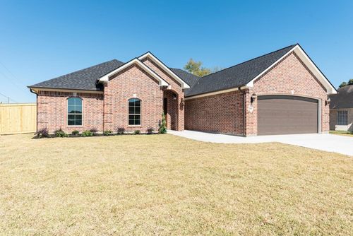 corner-of-westgate-andamp-8390 Westgate, Beaumont, TX, 77706 | Card Image