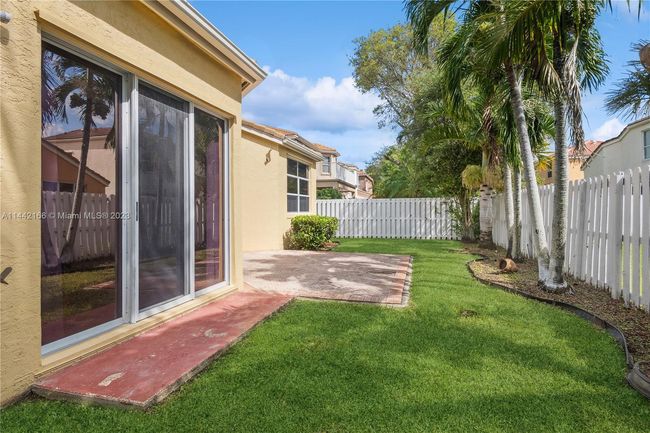 4915 Sw 166th Ave, House other with 4 bedrooms, 2 bathrooms and null parking in Miramar FL | Image 14
