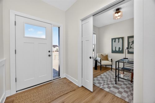 4672 180th St, Waukee, IA, 50263-6409 | Card Image