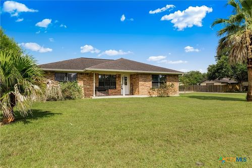 607 Dove, Victoria, TX, 77905-0511 | Card Image