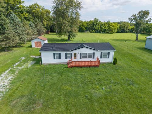 1354 Bloomingburg New Holland Rd Nw, Washington Court House, OH, 43160-8829 | Card Image