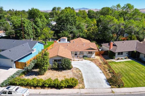 370 O Brien Way, Sparks, NV, 89431-3841 | Card Image