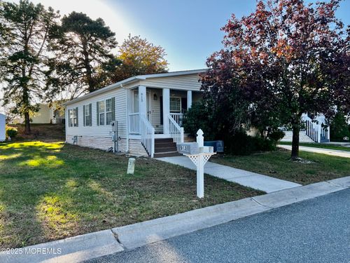 915 Oak Ridge Ter, Whiting, NJ, 08759-3516 | Card Image