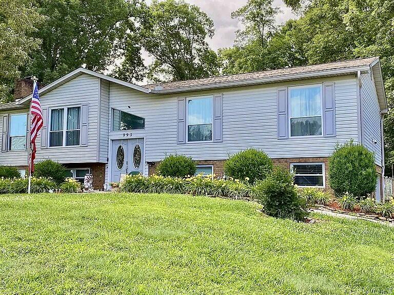 Cedar Trace Ln, Morristown, TN 37814