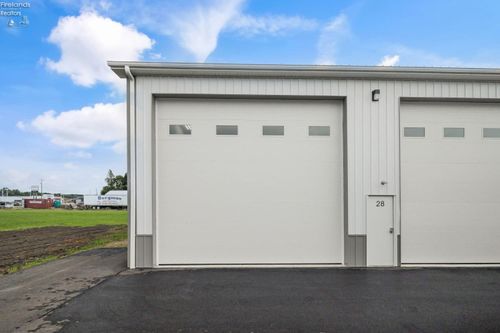 3720 Clean St, Port Clinton, OH, 43452 | Card Image