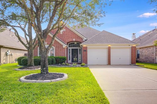 501 Reddingwood Ln, La Marque, TX, 77568-6596 | Card Image