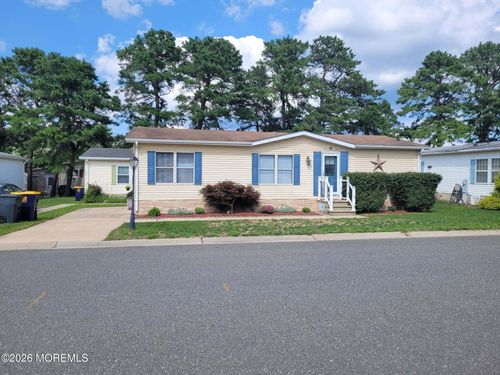 123 Briarwood Ct, Whiting, NJ, 08759-3510 | Card Image