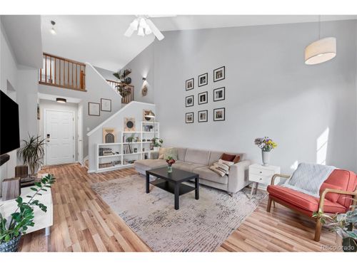 893 S Evanston Cir, Aurora, CO, 80012-3821 | Card Image
