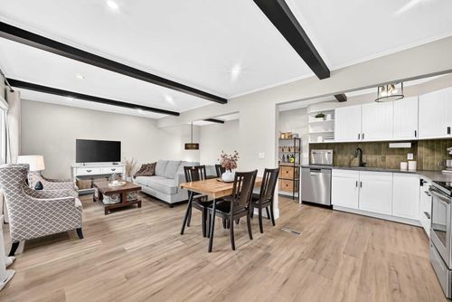 1702-11010 Bonaventure Dr Se, Calgary, AB, T2J3A8 | Card Image
