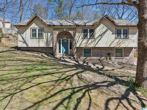 207 Annetta Cir, TRUSSVILLE, AL, 35173-1903 | Card Image