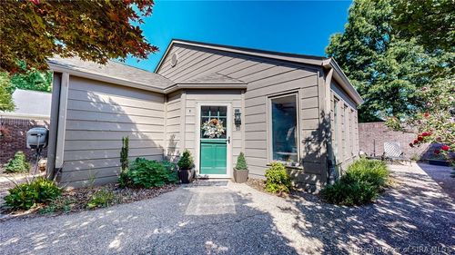 33 Abby Chase, Jeffersonville, IN, 47130 | Card Image