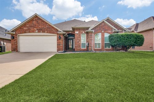 1617 Corvallis Trl, Arlington, TX, 76006-6515 | Card Image
