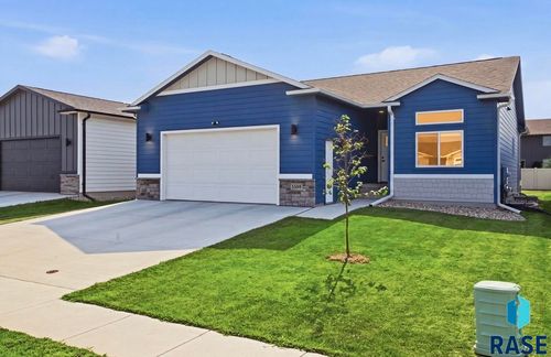 5505 S Spirea Ave Ave Avenue, Sioux Falls, SD, 57108 | Card Image
