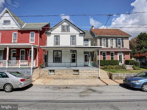 220 Cleveland Ave, WAYNESBORO, PA, 17268-1925 | Card Image