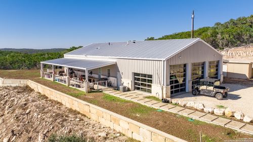 225 Arrowhead Lane, Pipe Creek, TX, 78063 | Card Image