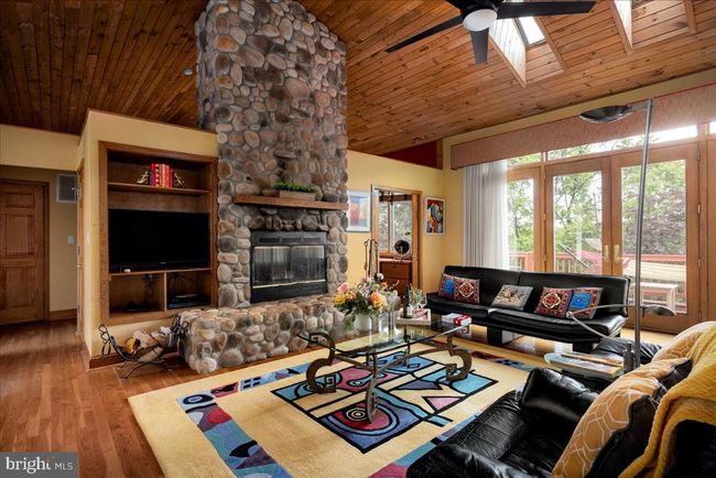 106 Crest River Dr, House other with 9 bedrooms, 10 bathrooms and null parking in Middletown VA | Image 37