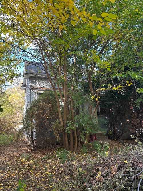 591 Clifford Street, Saint Paul, MN, 55104 | Card Image