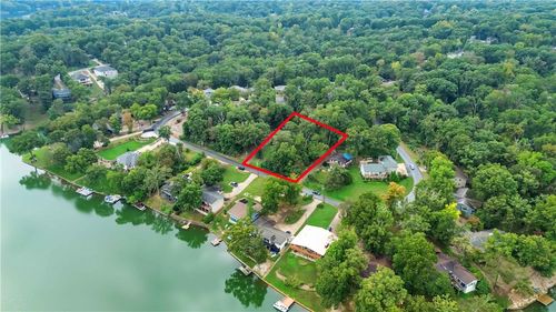 9 Swanage Dr, Bella Vista, AR, 72715-5376 | Card Image