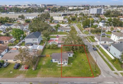 4001 W Carmen St, TAMPA, FL, 33609-1204 | Card Image