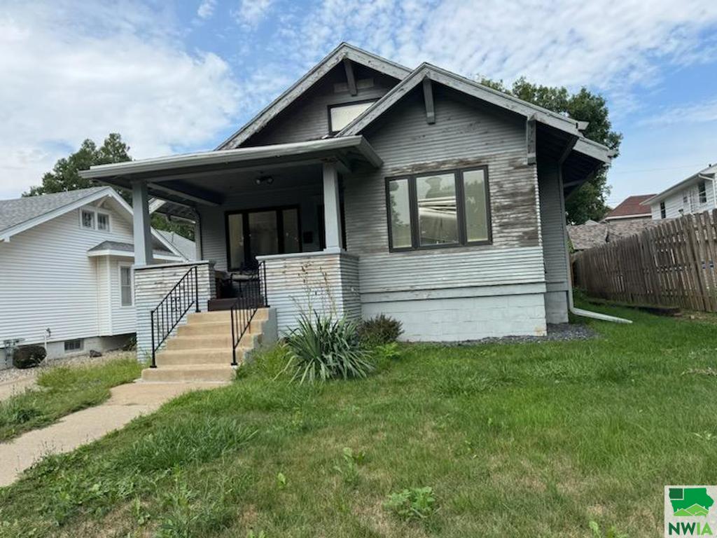 4th Ave, Sioux City, IA 51106