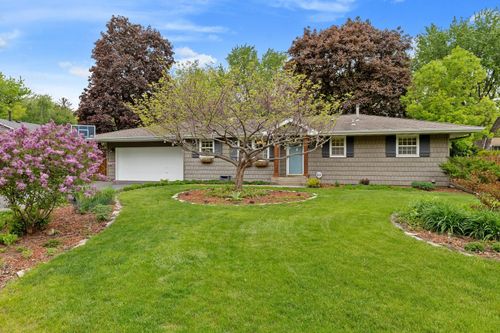 9024 47 1/2 Ave N, New Hope, MN, 55428-4446 | Card Image