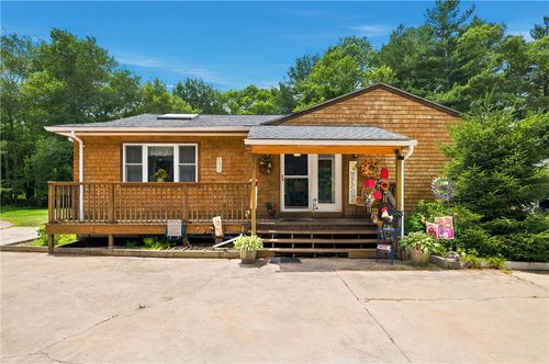1625 Victory Hwy, Coventry, RI, 02827-1739 | Card Image