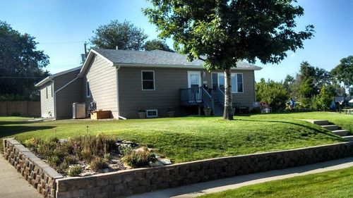 2038 12th Ave, Belle Fourche, SD, 57717-2210 | Card Image