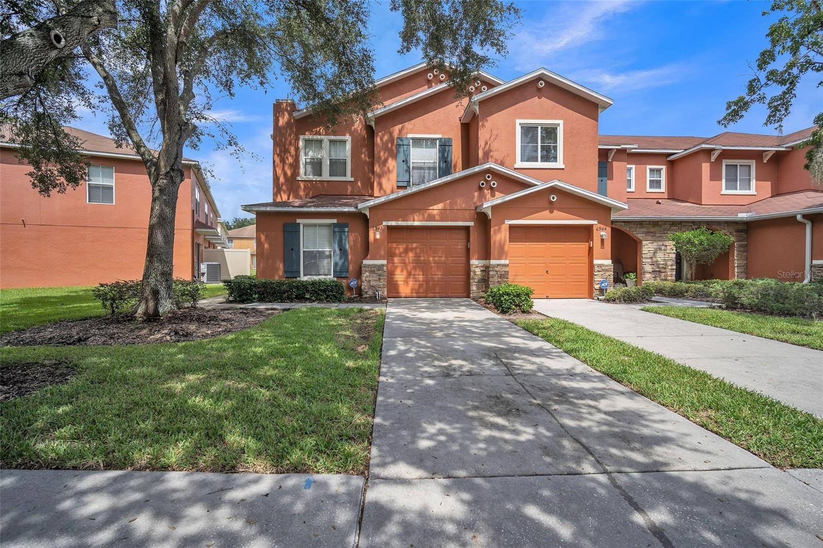 Hawthorne Trace Ln, Riverview, FL 33578