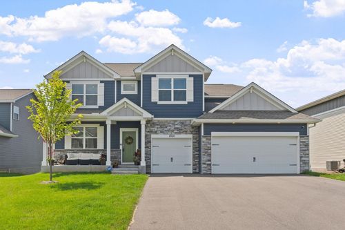 17131 Doppler Ln, Lakeville, MN, 55044-7588 | Card Image