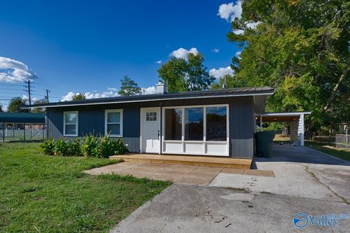 1703 Oakwood Ave Ne, Huntsville, AL, 35811-2242 | Card Image