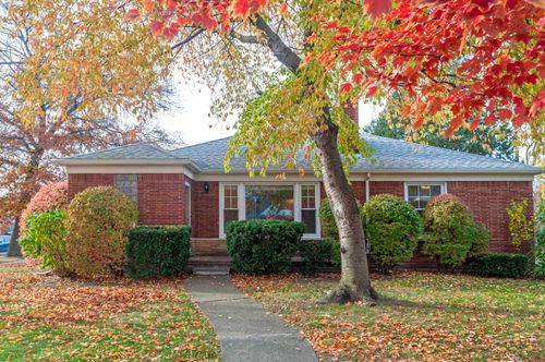 486 Bournemouth Rd, Grosse Pointe Farms, MI, 48236-2827 | Card Image