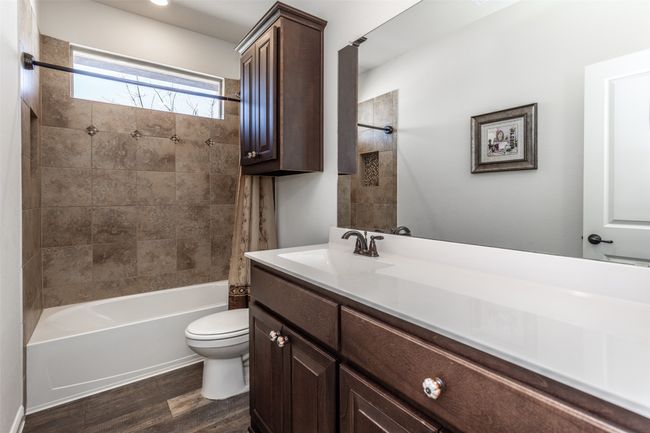 3236 Camden Creek Rd, House other with 4 bedrooms, 2 bathrooms and null parking in Krum TX | Image 32