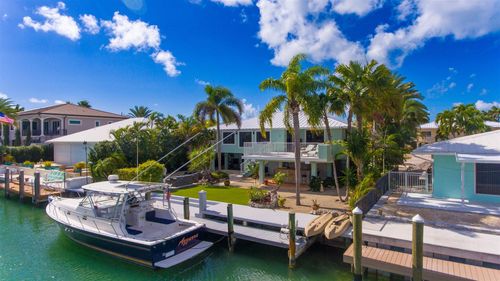 520 12th St, Key Colony Beach, FL, 33051 | Card Image