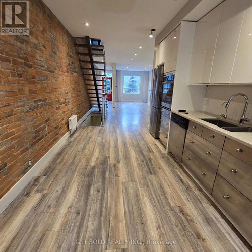 348 Dupont St, Toronto, ON, M5R1V9 | Card Image