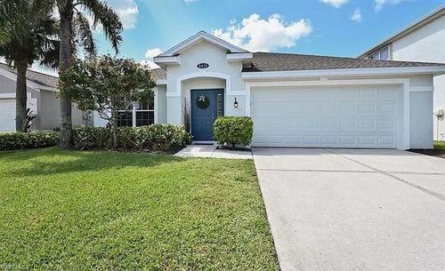 8439 Hollow Brook Cir, NAPLES, FL, 34119-9724 | Card Image