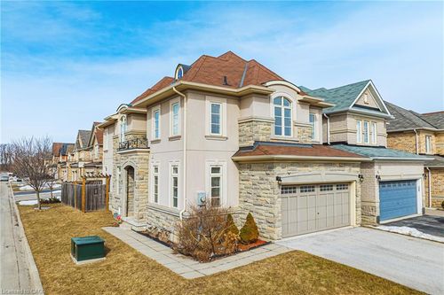 107 Hazelton Ave, Hamilton, ON, L9B0E9 | Card Image