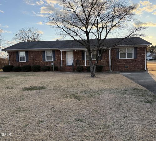 2992 Cherry Ln, Kinston, NC, 28504-9158 | Card Image