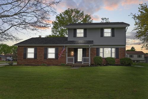 855 Loire Valley Cir, Marion, OH, 43302-6738 | Card Image