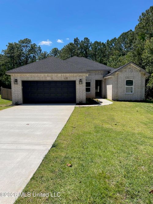 15338 Oak Creek Cv, Gulfport, MS, 39503-5077 | Card Image