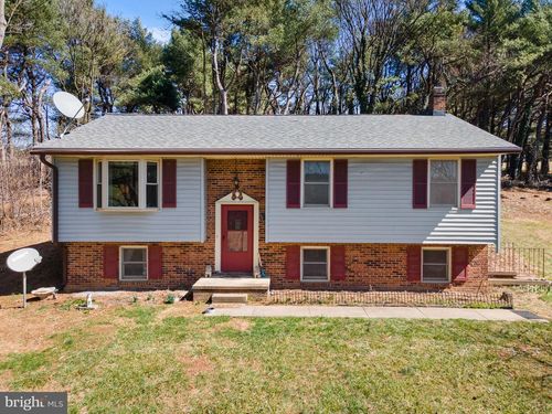 6794 Ottobine Rd, Dayton, VA, 22821-3035 | Card Image