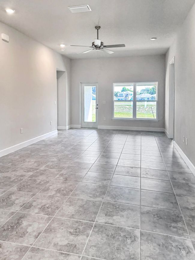 Living Room | Image 5