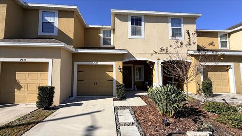 7037 Woodchase Glen Dr, RIVERVIEW, FL, 33578-8401 | Card Image