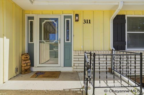 311 Grande Vista Rd, Torrington, WY, 82240-1728 | Card Image