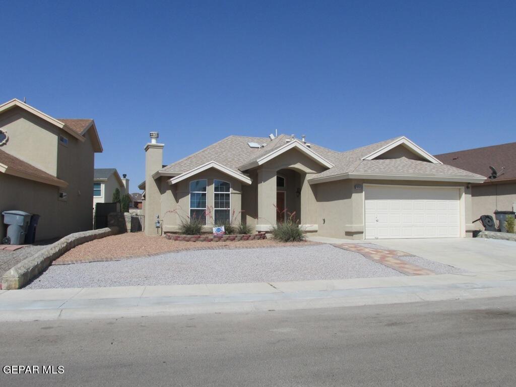 Tierra Patino Ln, El Paso, TX 79938
